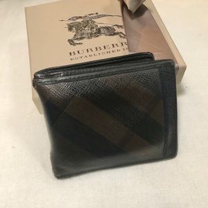 Burberry ID billfold
